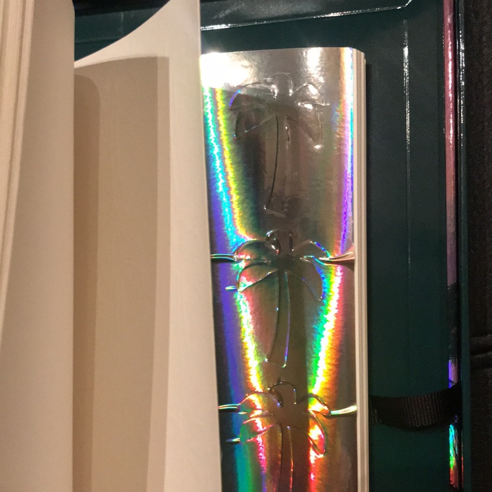 Gucci Laser Notebook - Picture 4 of 5